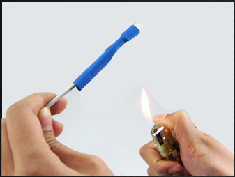 用打火机均匀加热热缩管